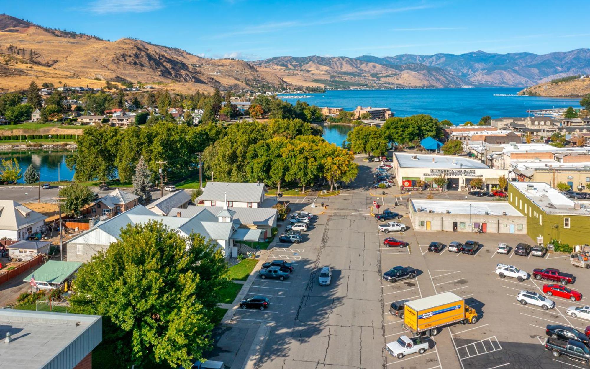 Riverwalk Inn Chelan Exterior photo